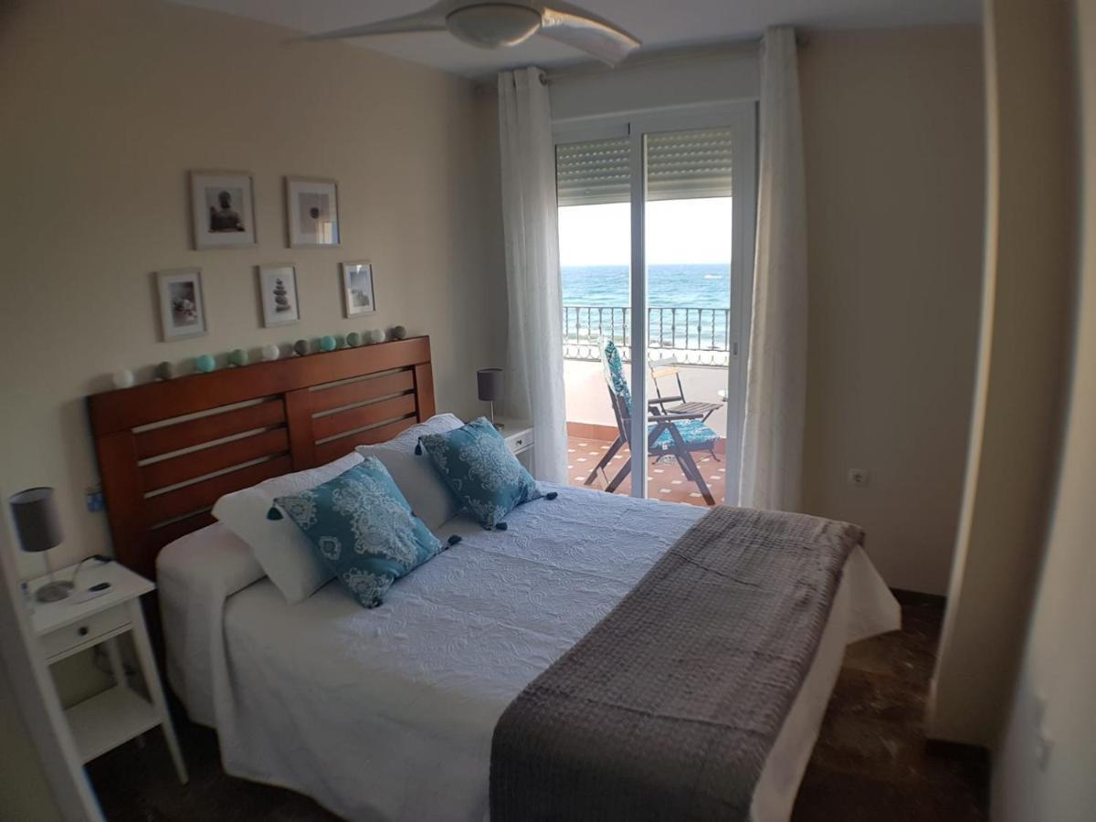 Apartamento Céntrico ático junto al mar Rincón de la Victoria Exterior foto